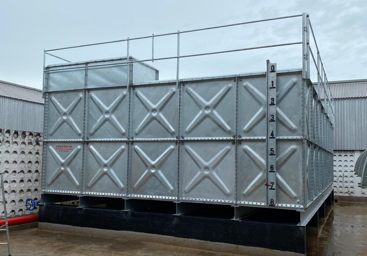 HDG Water Tank Installation at Pandan Loop in Singapore