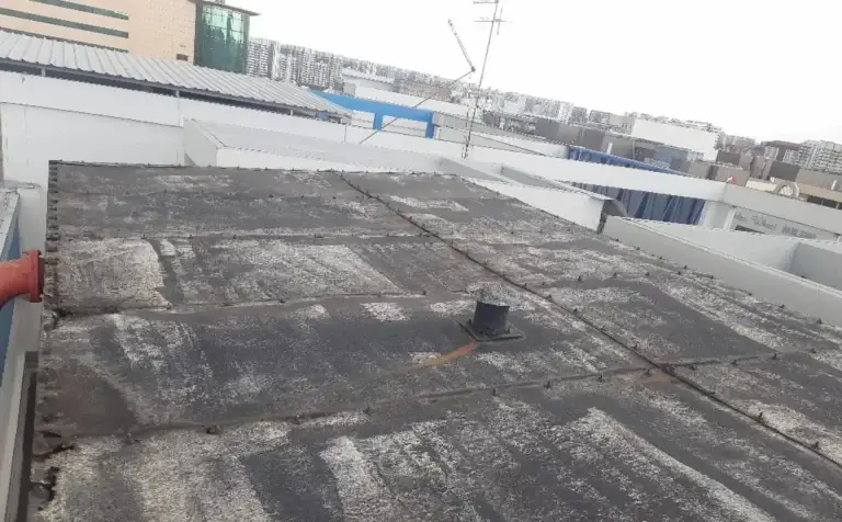 Deteriorated existing tank cover before replacement - Insights into Water Tank Repair Common Issues and Practical Solutions Feat